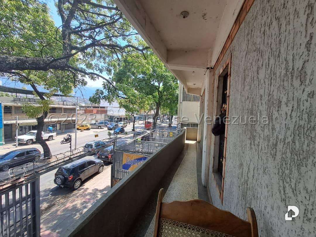 Edificio en Prado de María, Caracas – 25