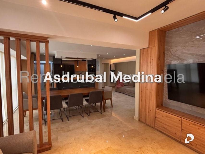Apartamento en Campo Alegre, Caracas – 2