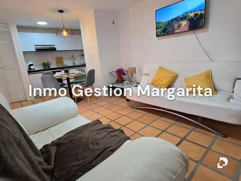 Apartamento en playa Moreno, Pampatar – 11