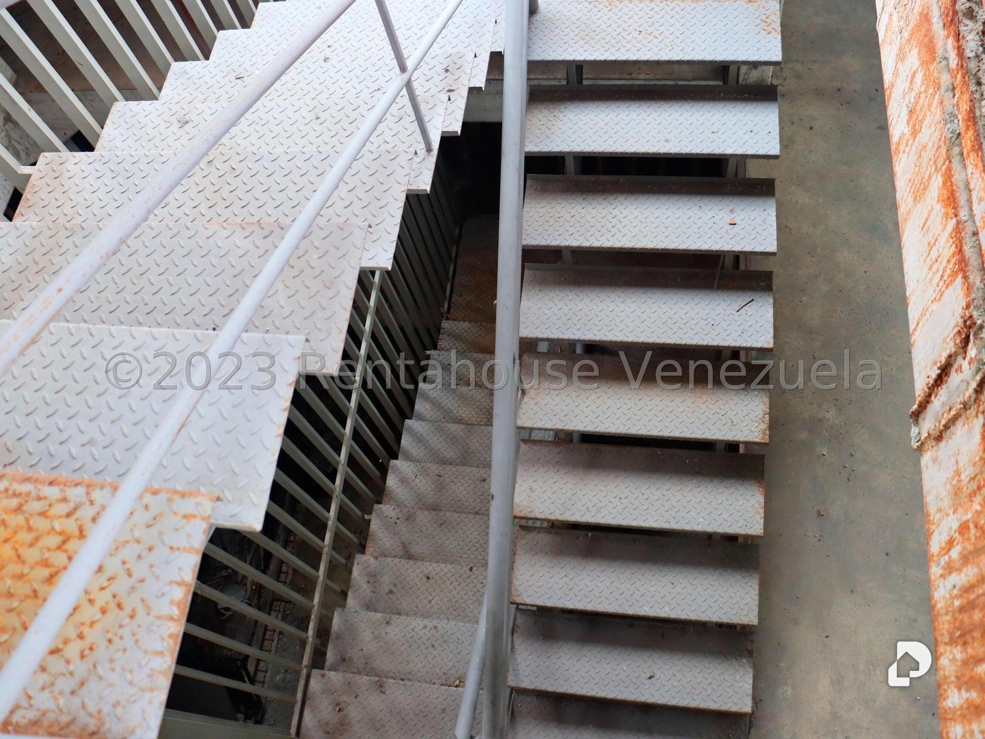 Commercial space in El Paraíso, Caracas – 5