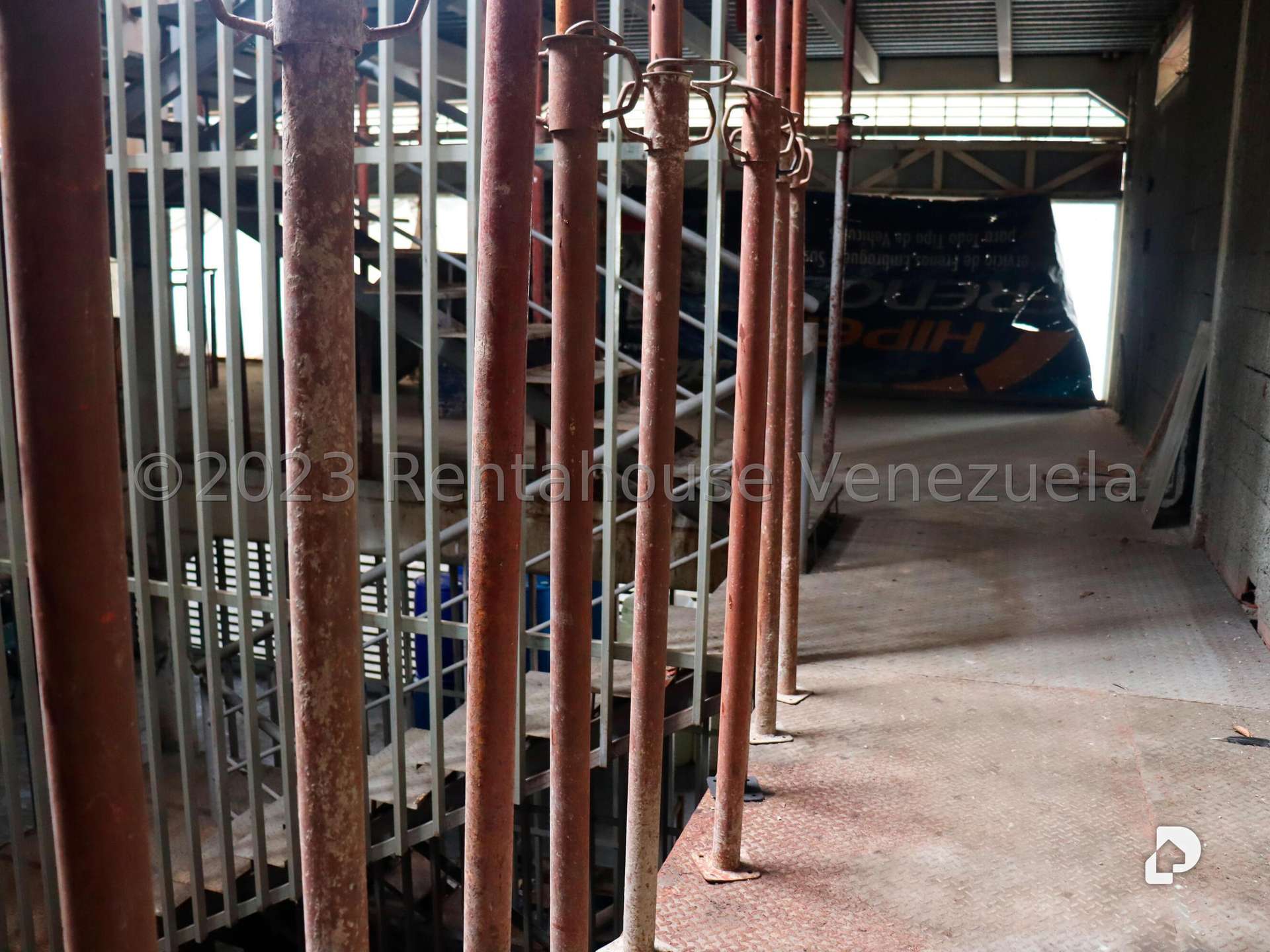 Commercial space in El Paraíso, Caracas – 8