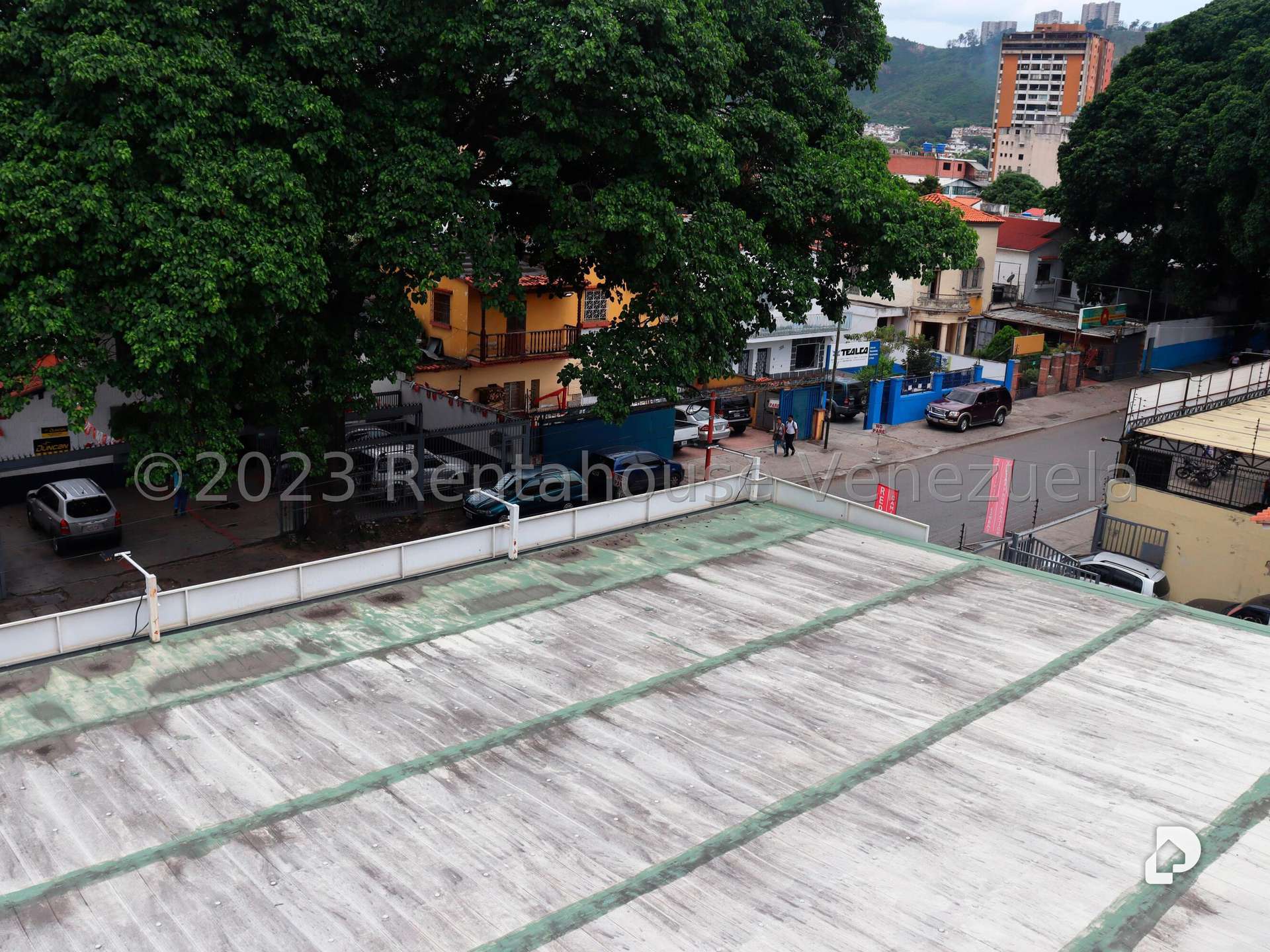 Commercial space in El Paraíso, Caracas – 9