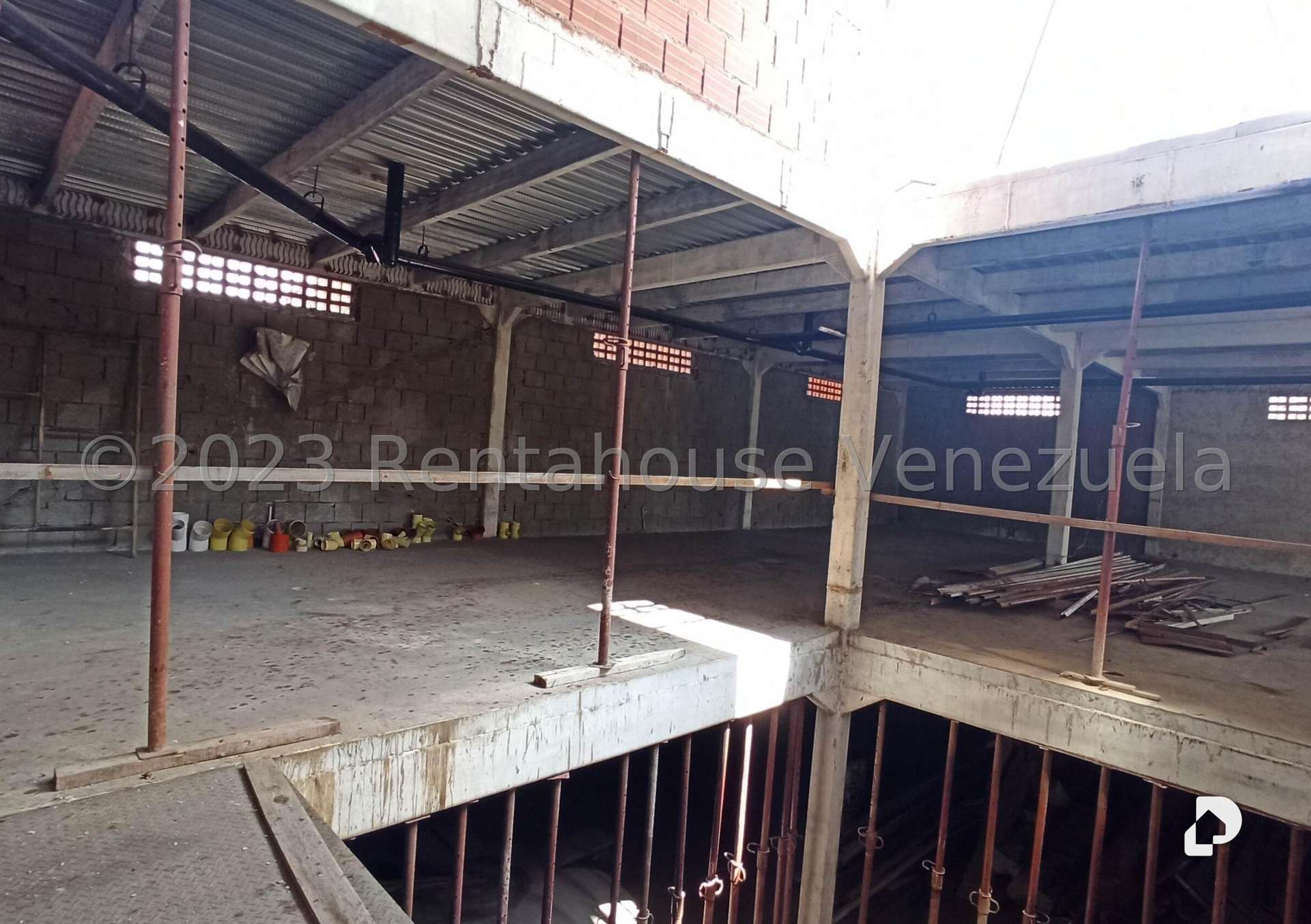 Commercial space in El Paraíso, Caracas – 1