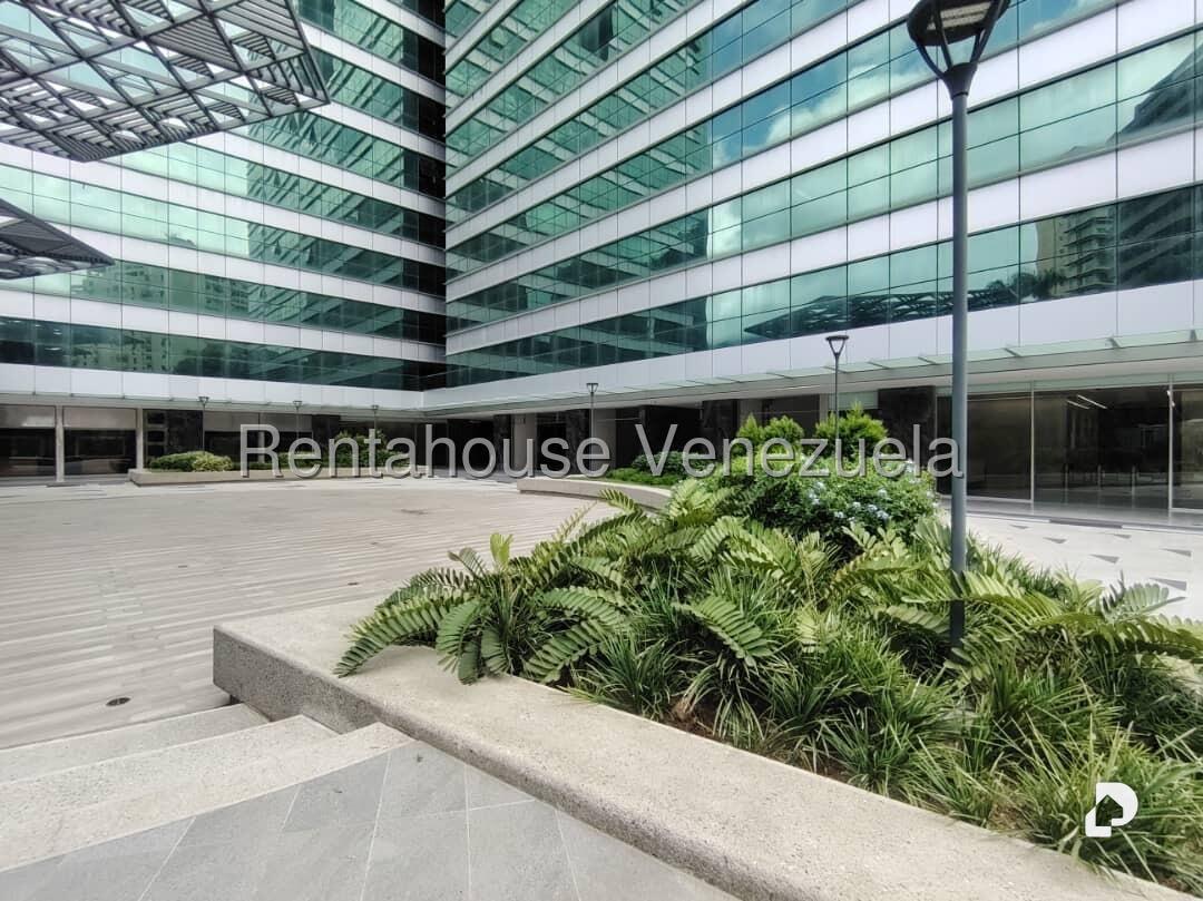 Local comercial en Campo Alegre, Caracas – 3