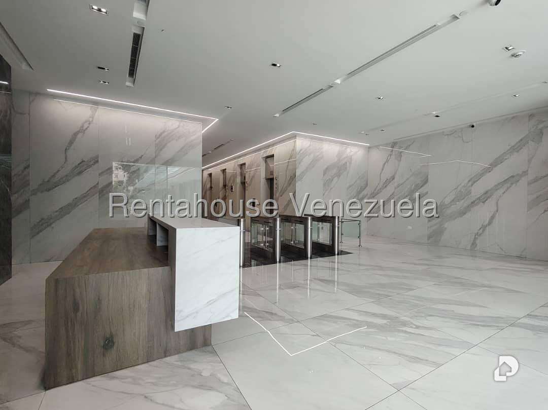 Local comercial en Campo Alegre, Caracas – 5