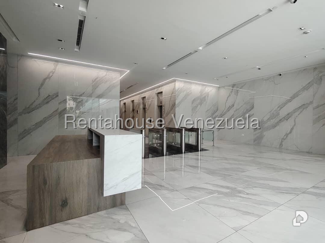 Local comercial en Campo Alegre, Caracas – 5