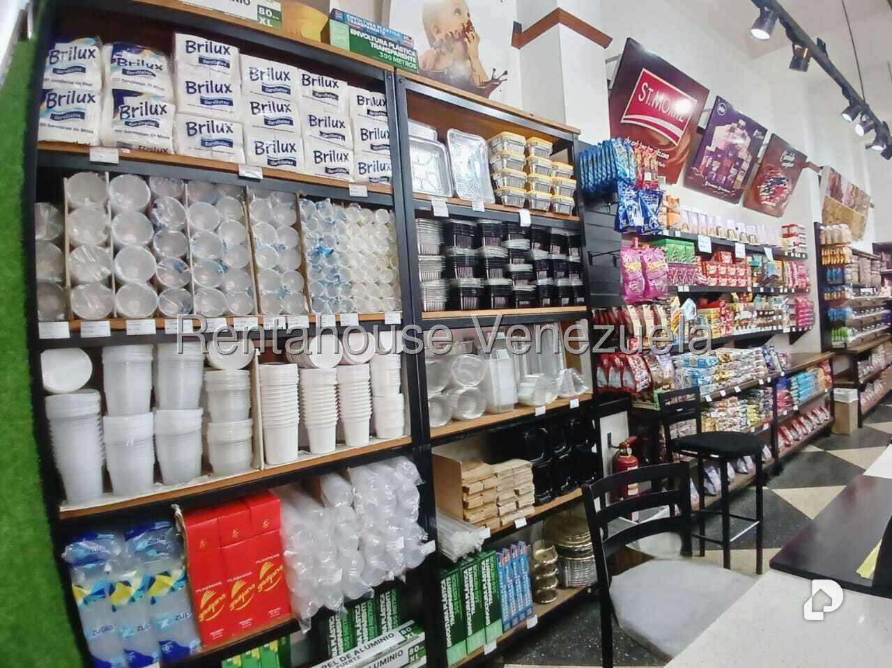 Local comercial en Parroquia La Candelaria, Caracas – 19