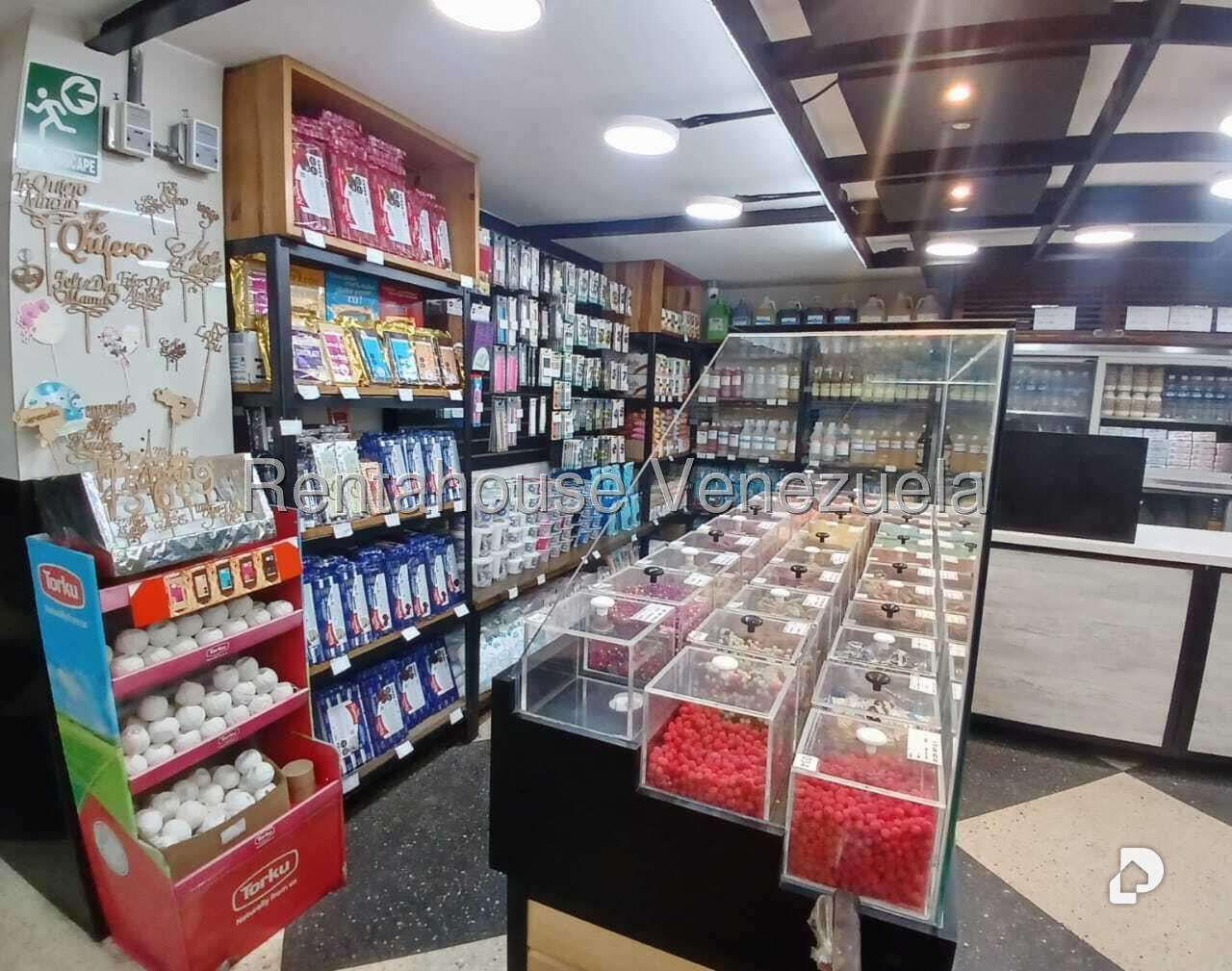 Local comercial en Parroquia La Candelaria, Caracas – 33