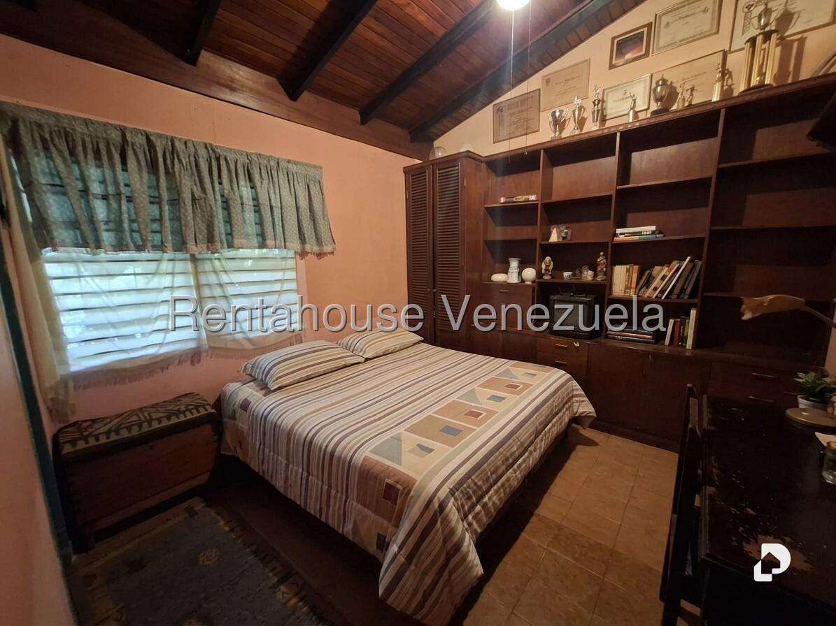 Casa en Prados del Este, Caracas – 24