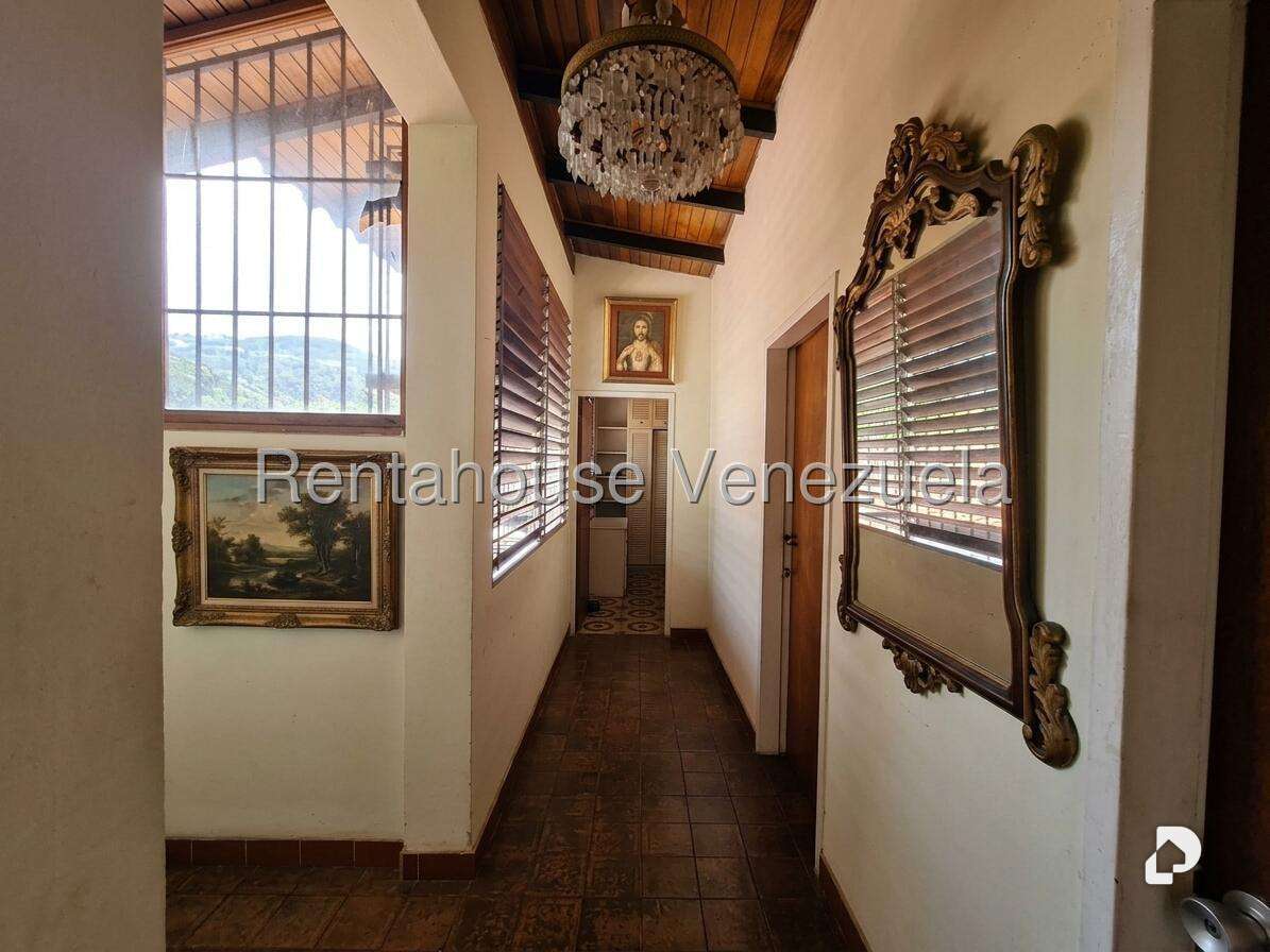 Casa en Prados del Este, Caracas – 26
