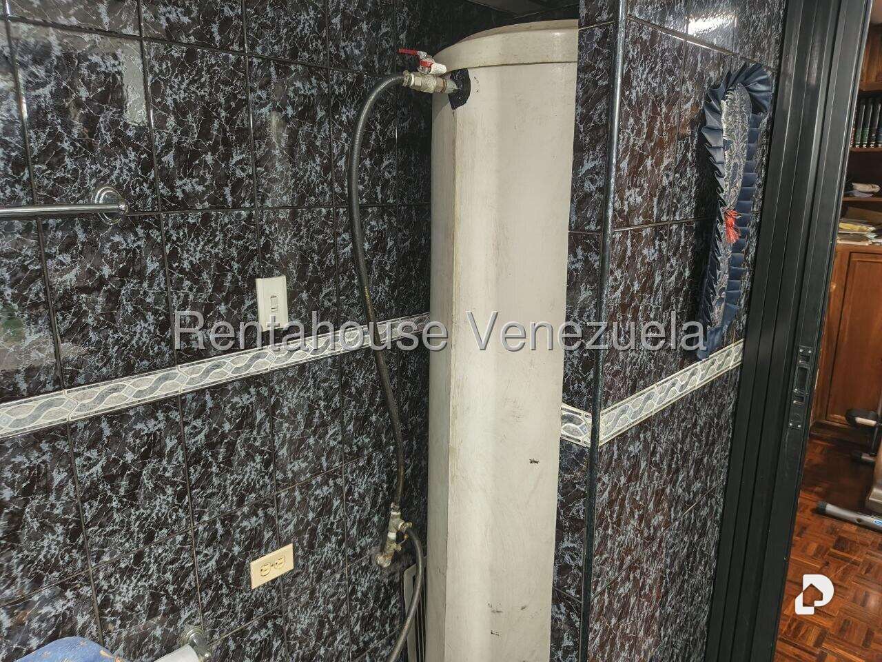 Apartamento en Prado Humboldt, Caracas – 16
