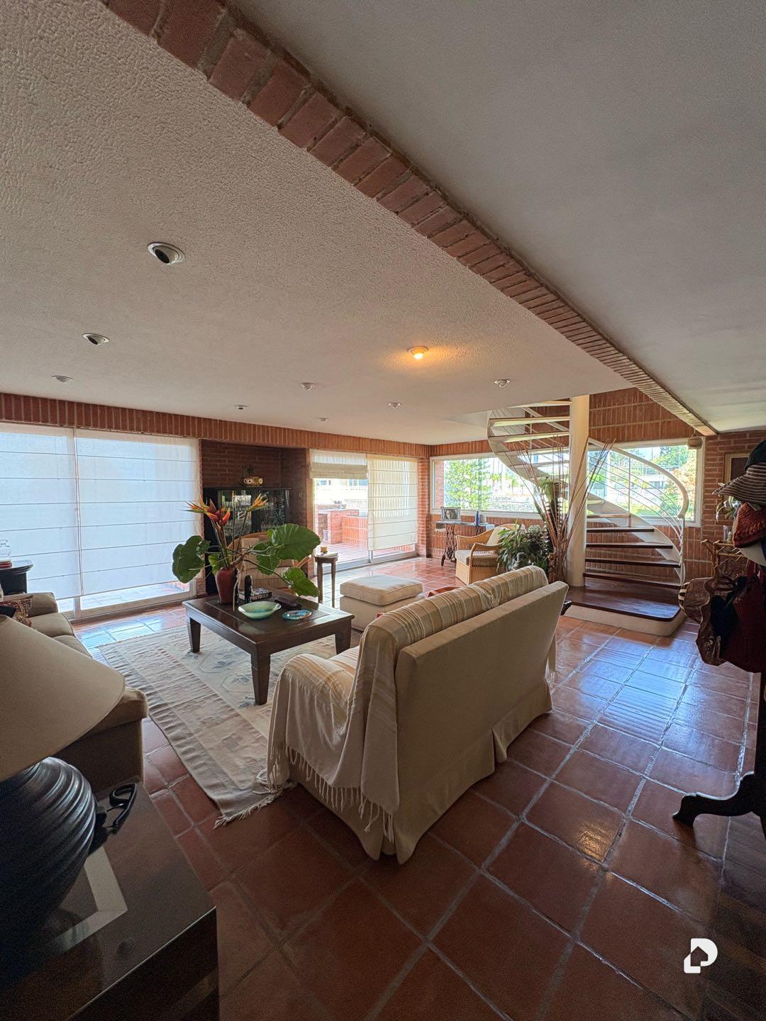 Apartamento en Manzanares, Caracas – 2