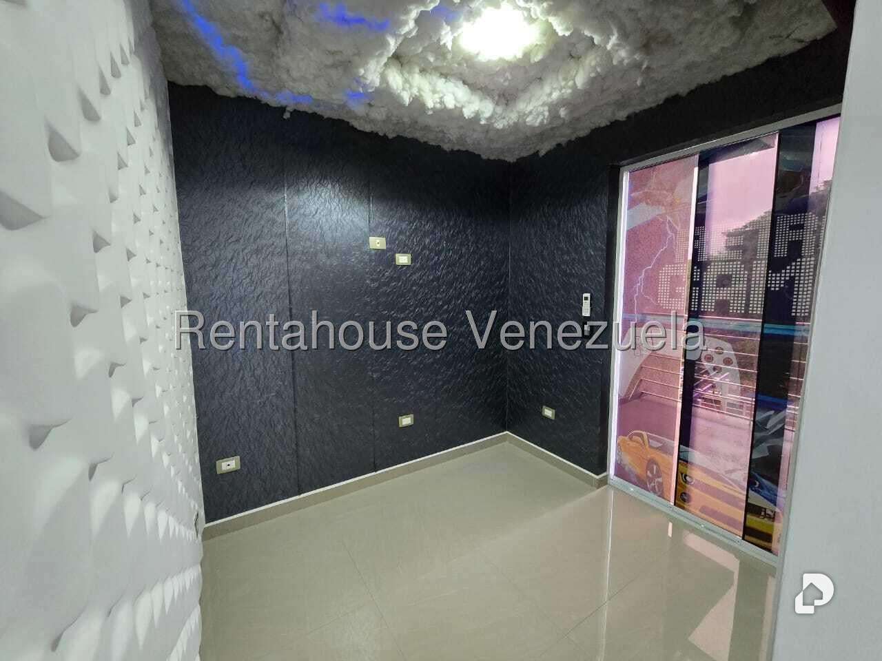 Casa en Colinas de Santa Mónica, Caracas – 13