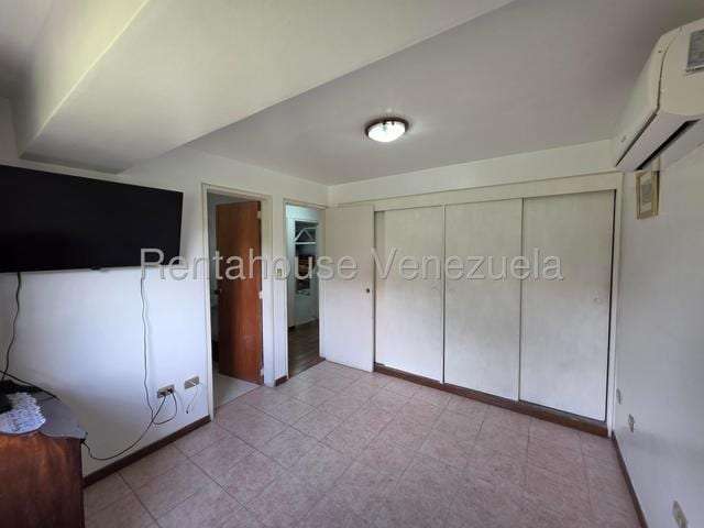 Apartamento en La Bonita, Caracas