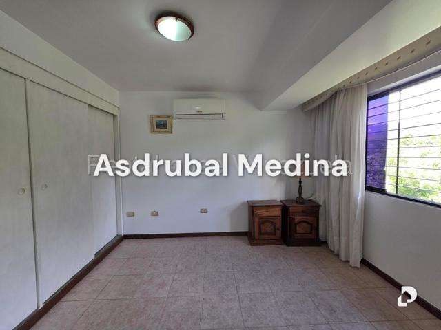 Apartamento en La Bonita, Caracas – 10