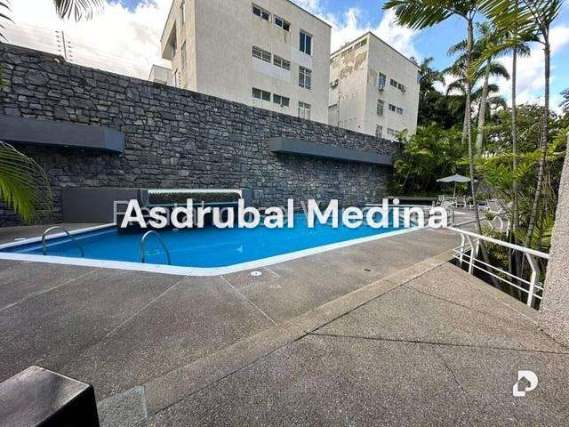 Apartamento en Altamira, Caracas – 11