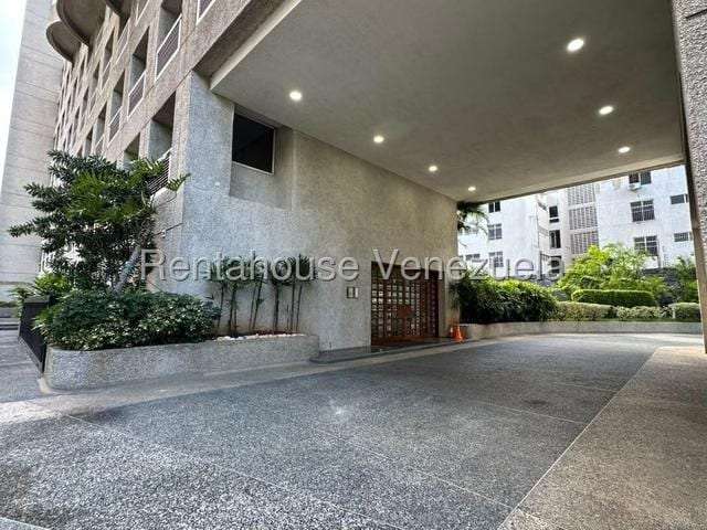 Apartamento en Altamira, Caracas - 1