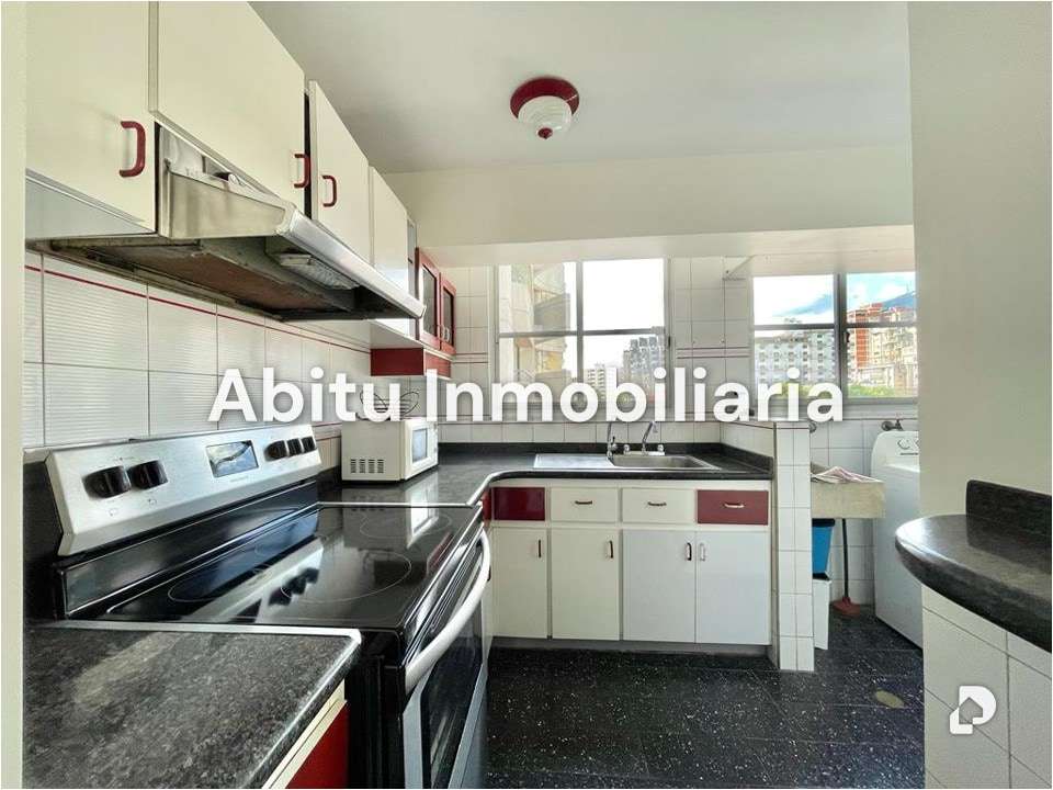 Apartment in Los Palos Grandes, Caracas – 6