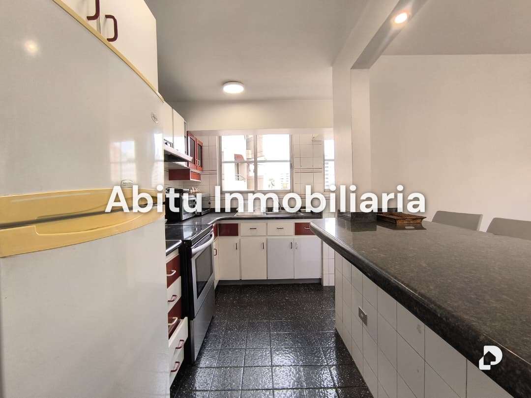 Apartment in Los Palos Grandes, Caracas – 13