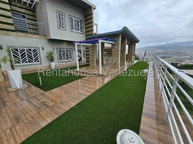 Casa en Colinas de Santa Mónica, Caracas - 1