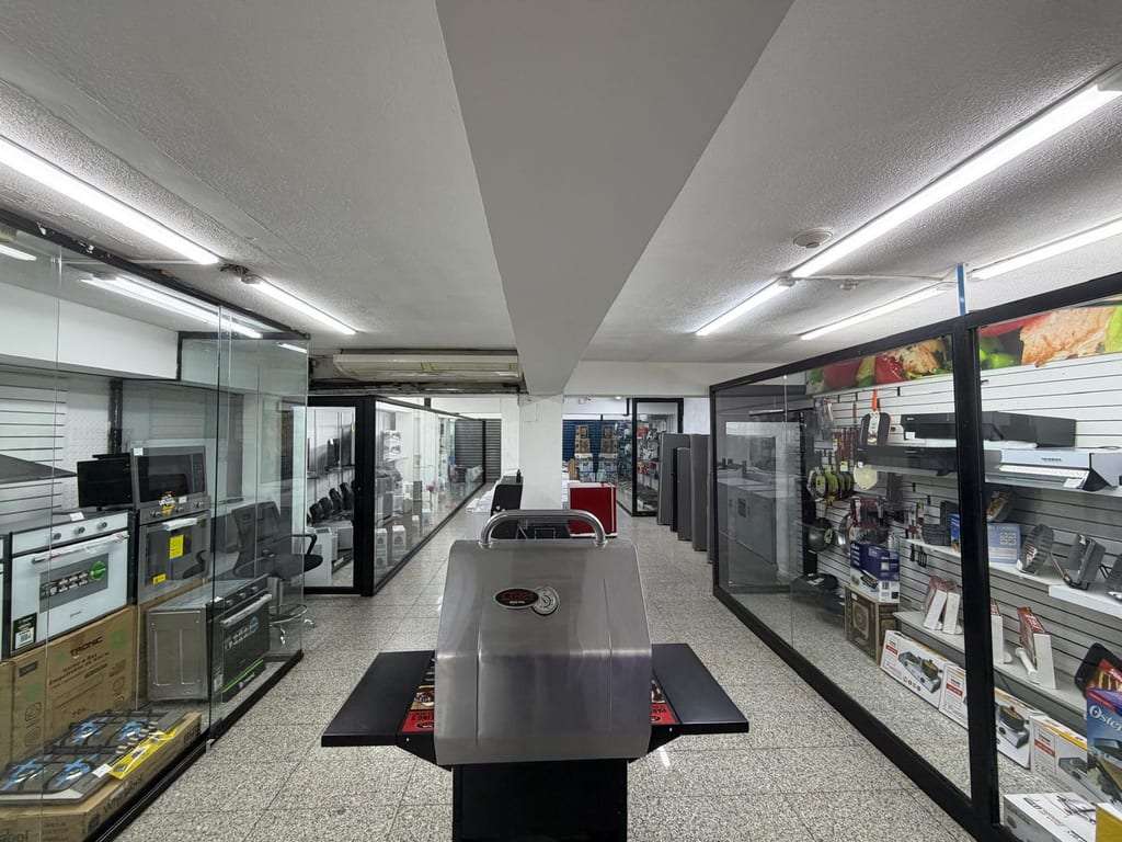 Local comercial en La Candelaria, Caracas - 1