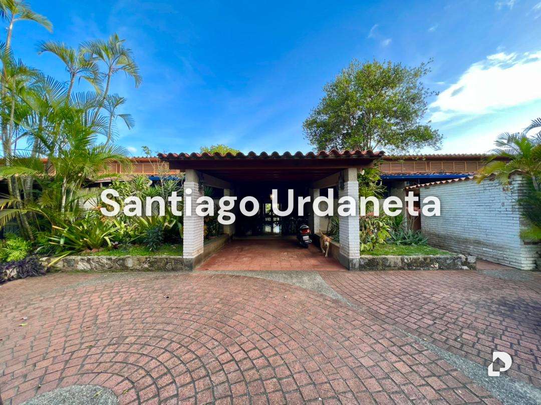 Casa en Los Campitos, Caracas – 2