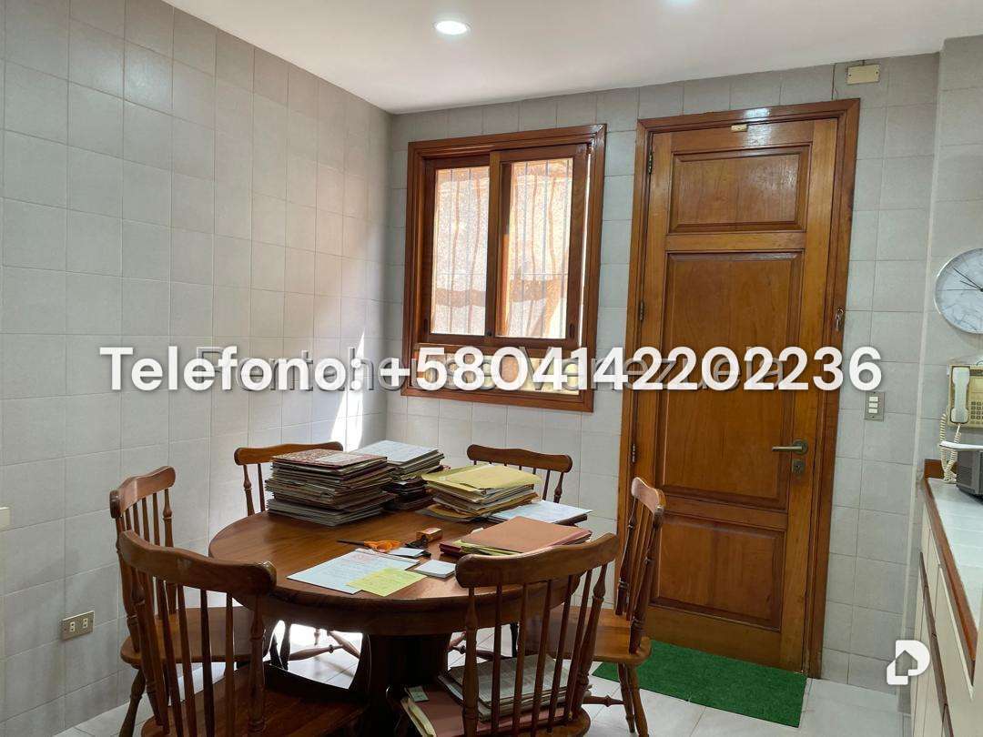 Casa en Alto Hatillo, Caracas – 14