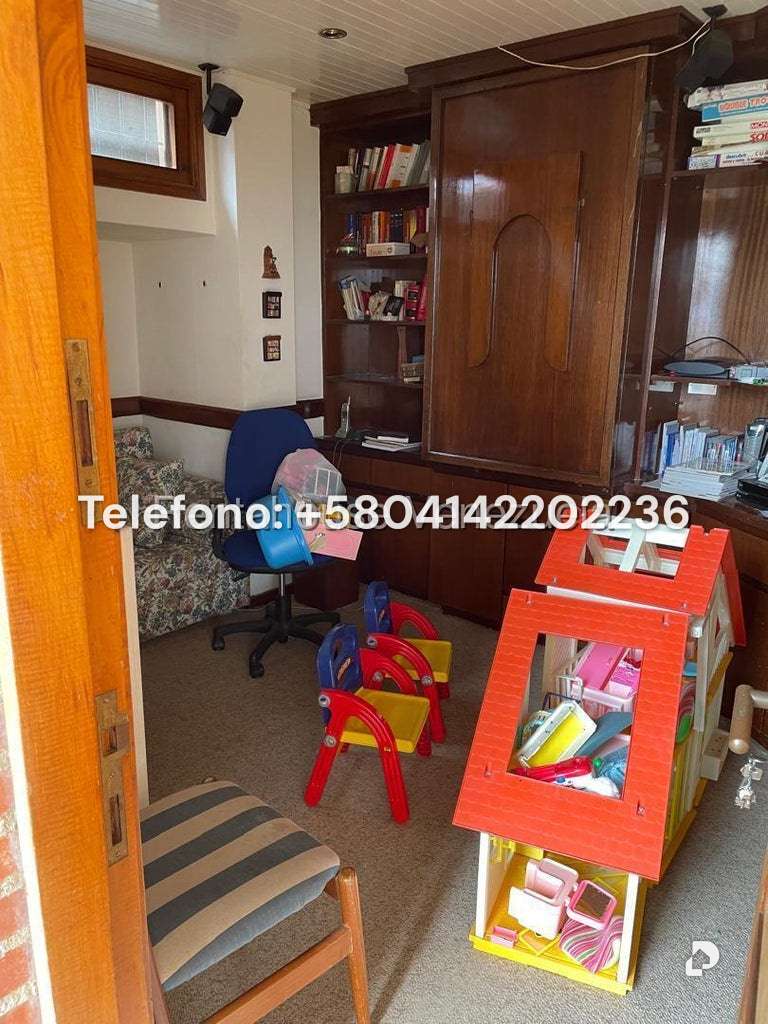 Casa en Alto Hatillo, Caracas – 9