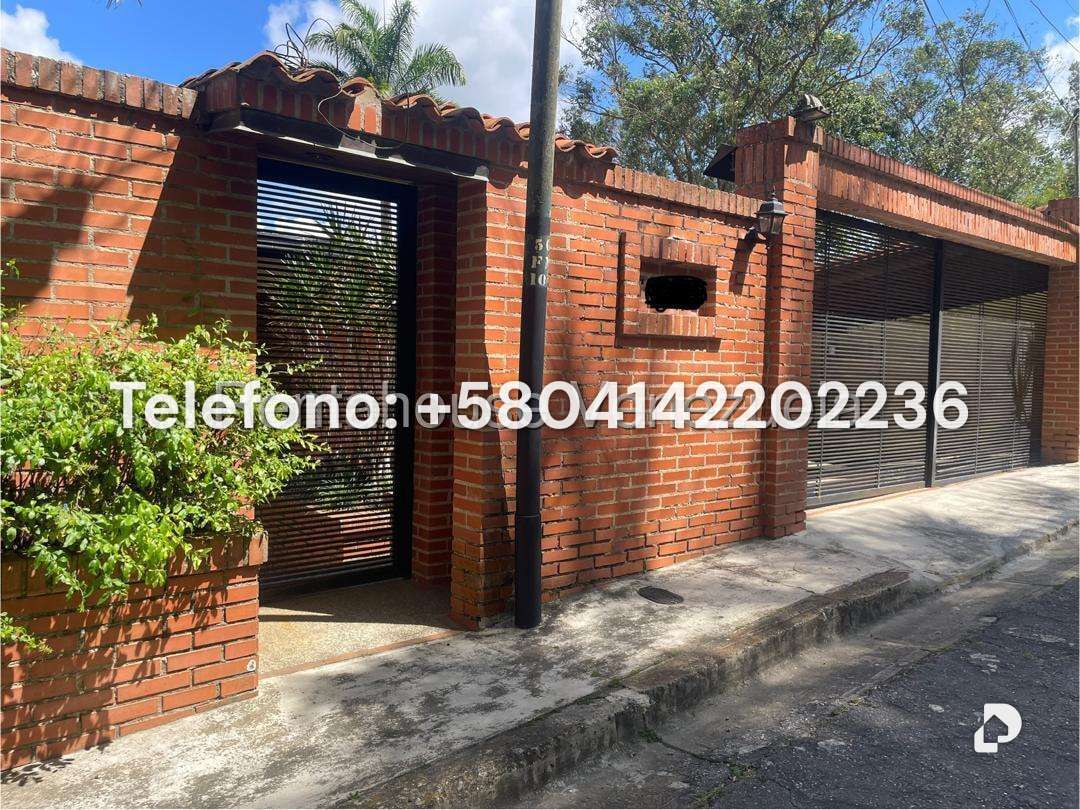 Casa en Alto Hatillo, Caracas – 2