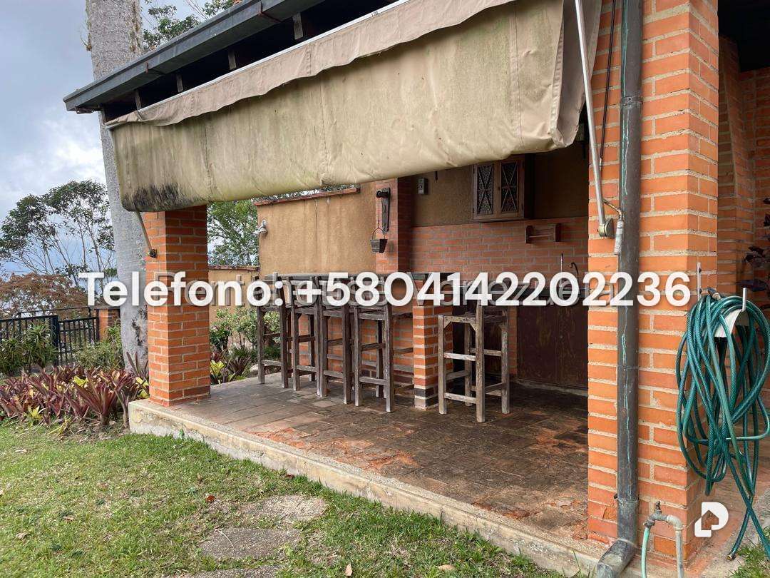 Casa en Alto Hatillo, Caracas – 6