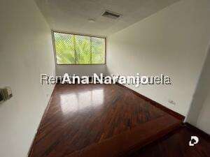 Casa en Prados del Este, Caracas – 11
