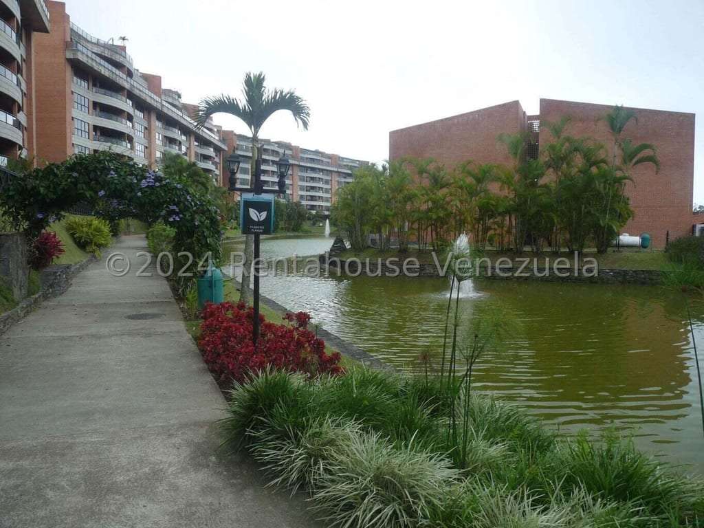 Apartamento en La Lagunita Country Club, Caracas