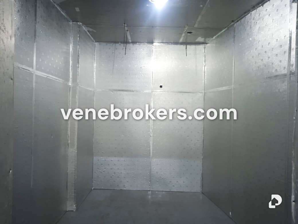 Office in Bello Monte, Caracas – 13