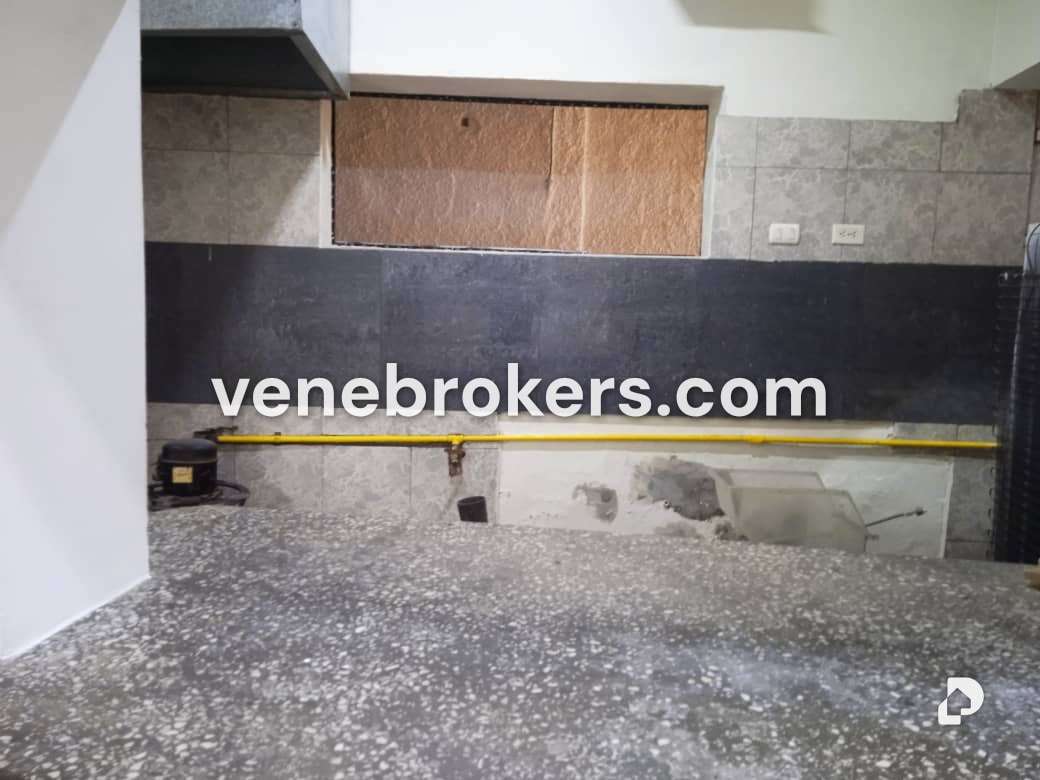 Office in Bello Monte, Caracas – 6