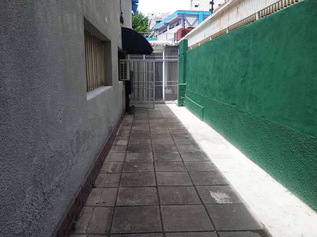 Office in Bello Monte, Caracas - 1