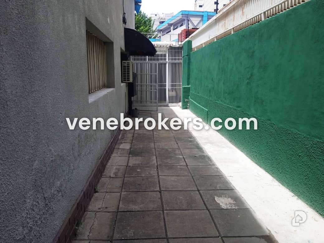 Office in Bello Monte, Caracas – 1