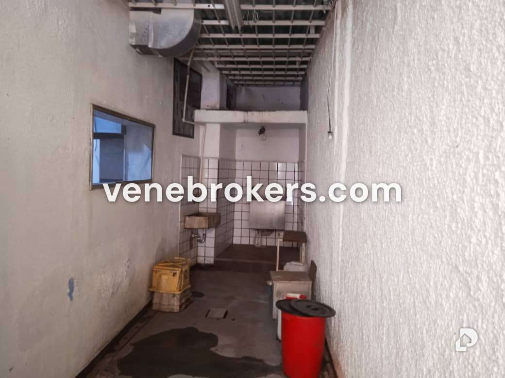 Office in Bello Monte, Caracas – 9