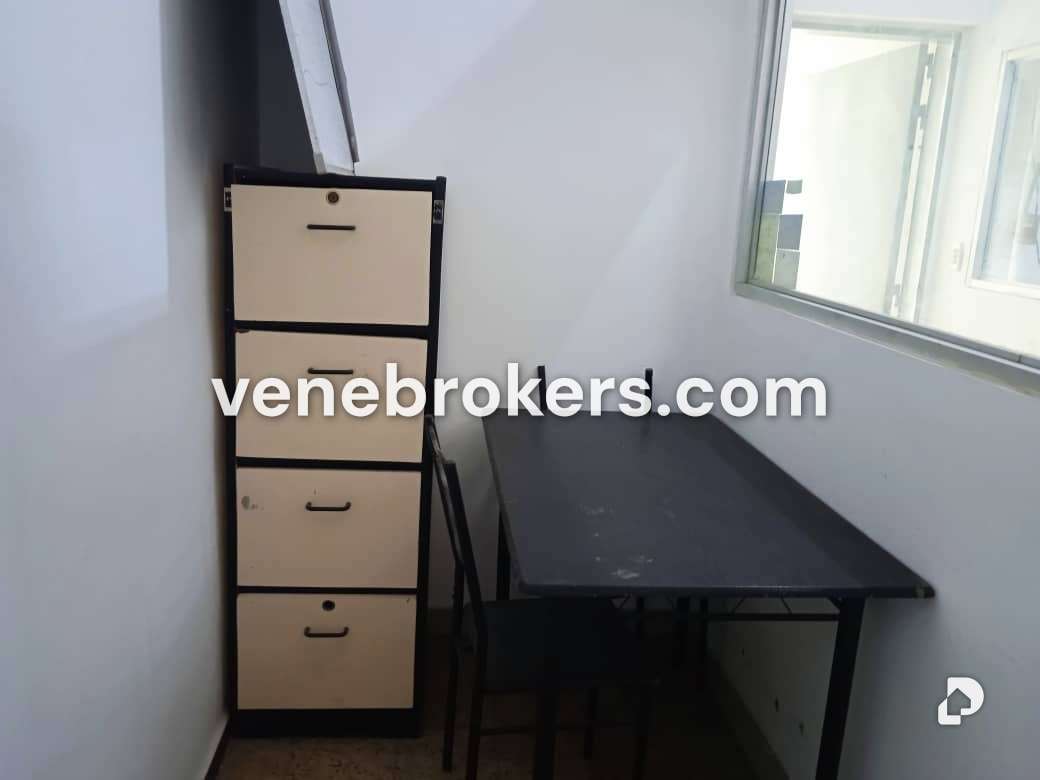 Office in Bello Monte, Caracas – 15