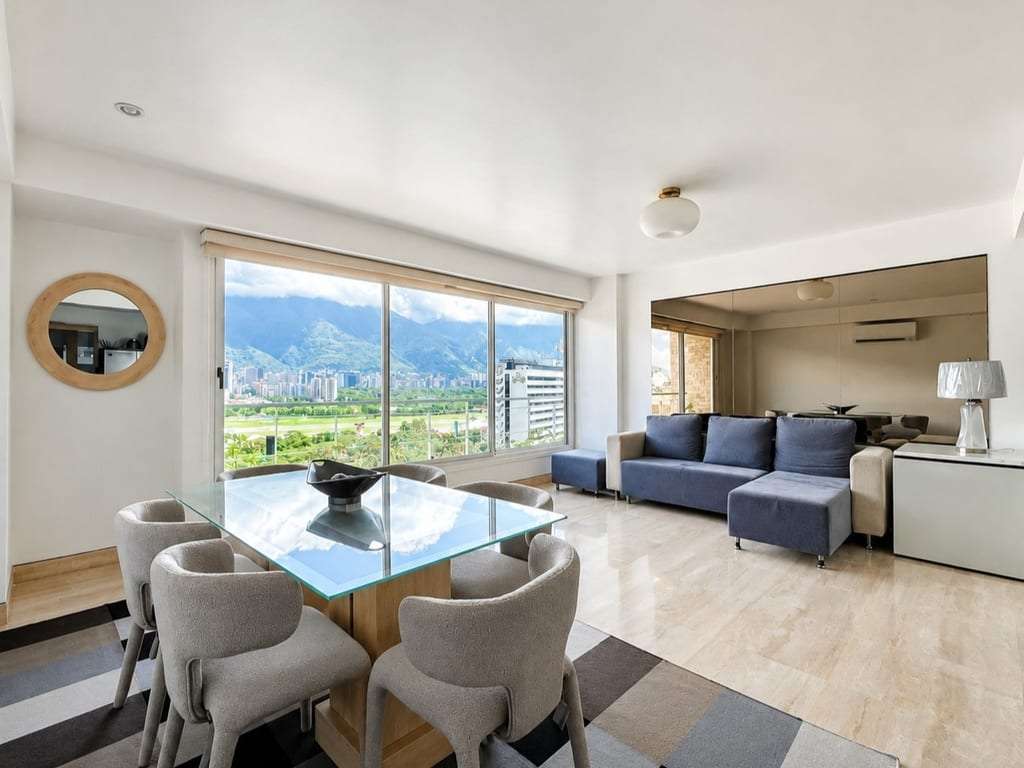Apartamento en Lomas de Las Mercedes, Caracas - 1