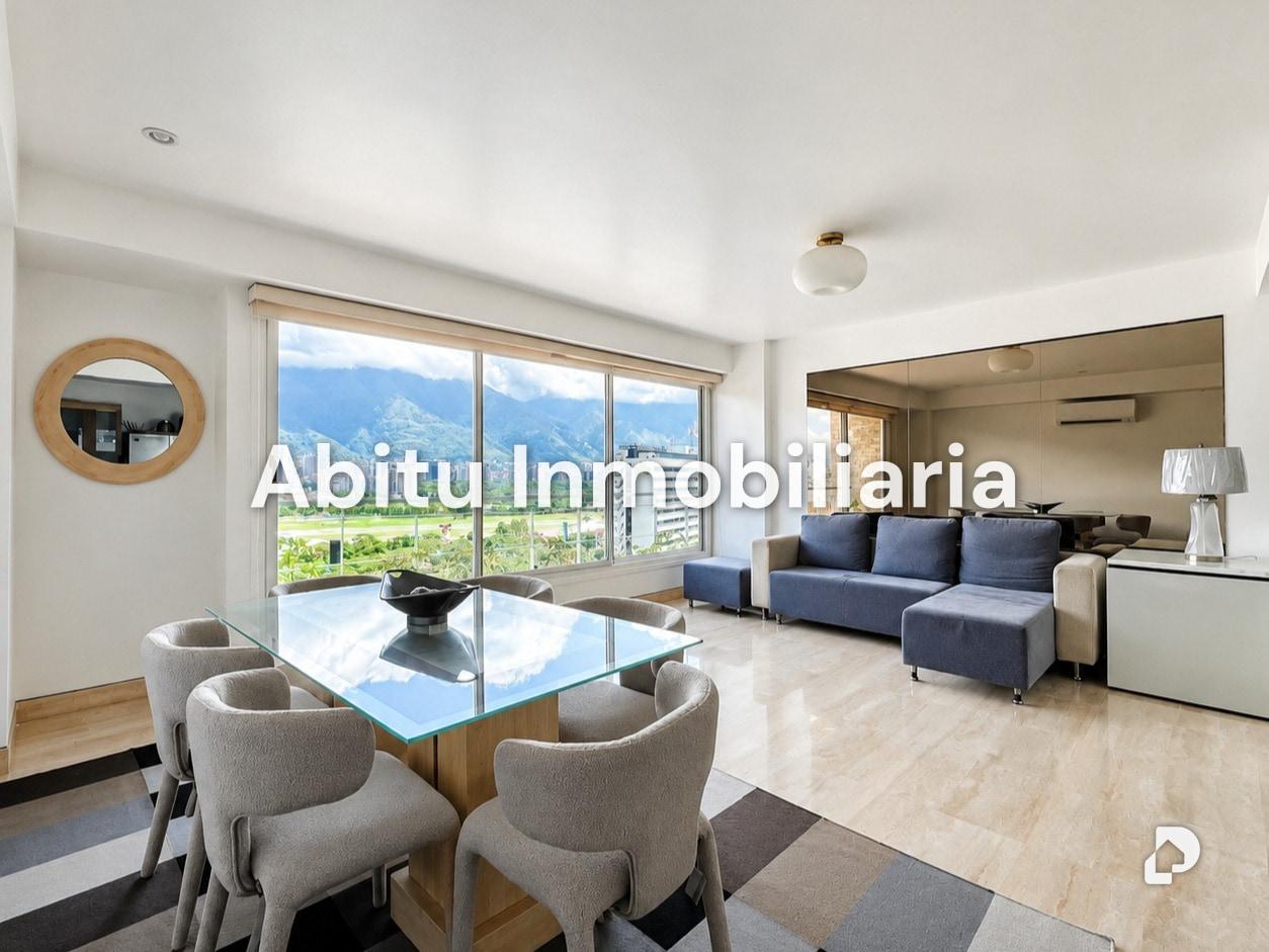 Apartamento en Lomas de Las Mercedes, Caracas – 1