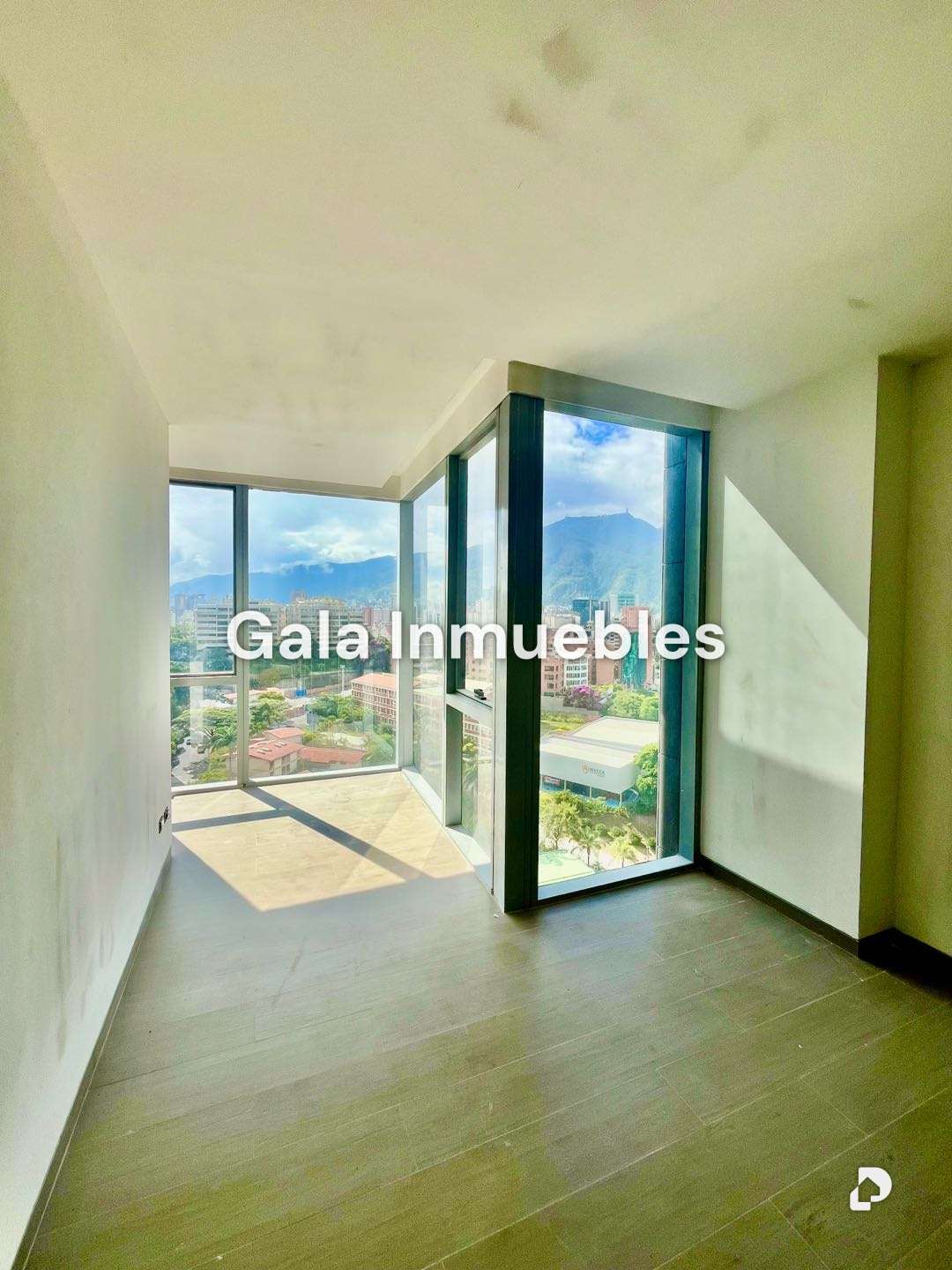 Apartamento en Las Mercedes, Caracas – 14