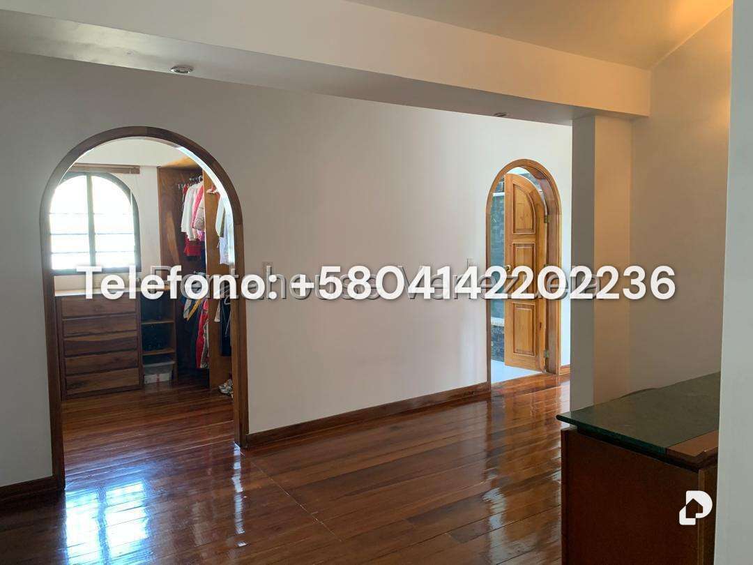 Casa en Los Naranjos (del Cafetal), Caracas – 12