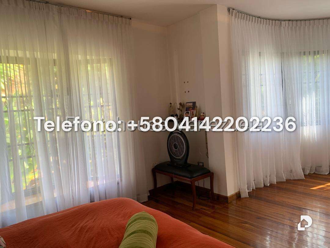 Casa en Los Naranjos (del Cafetal), Caracas – 11