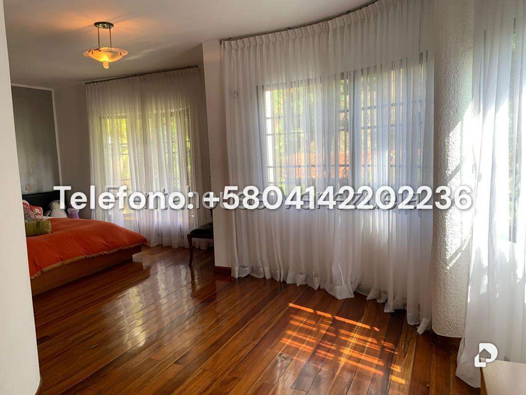 Casa en Los Naranjos (del Cafetal), Caracas – 26