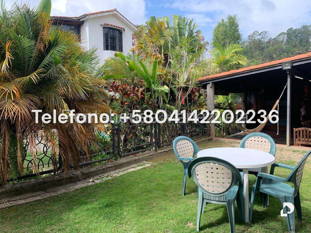 Casa en Los Naranjos (del Cafetal), Caracas – 30