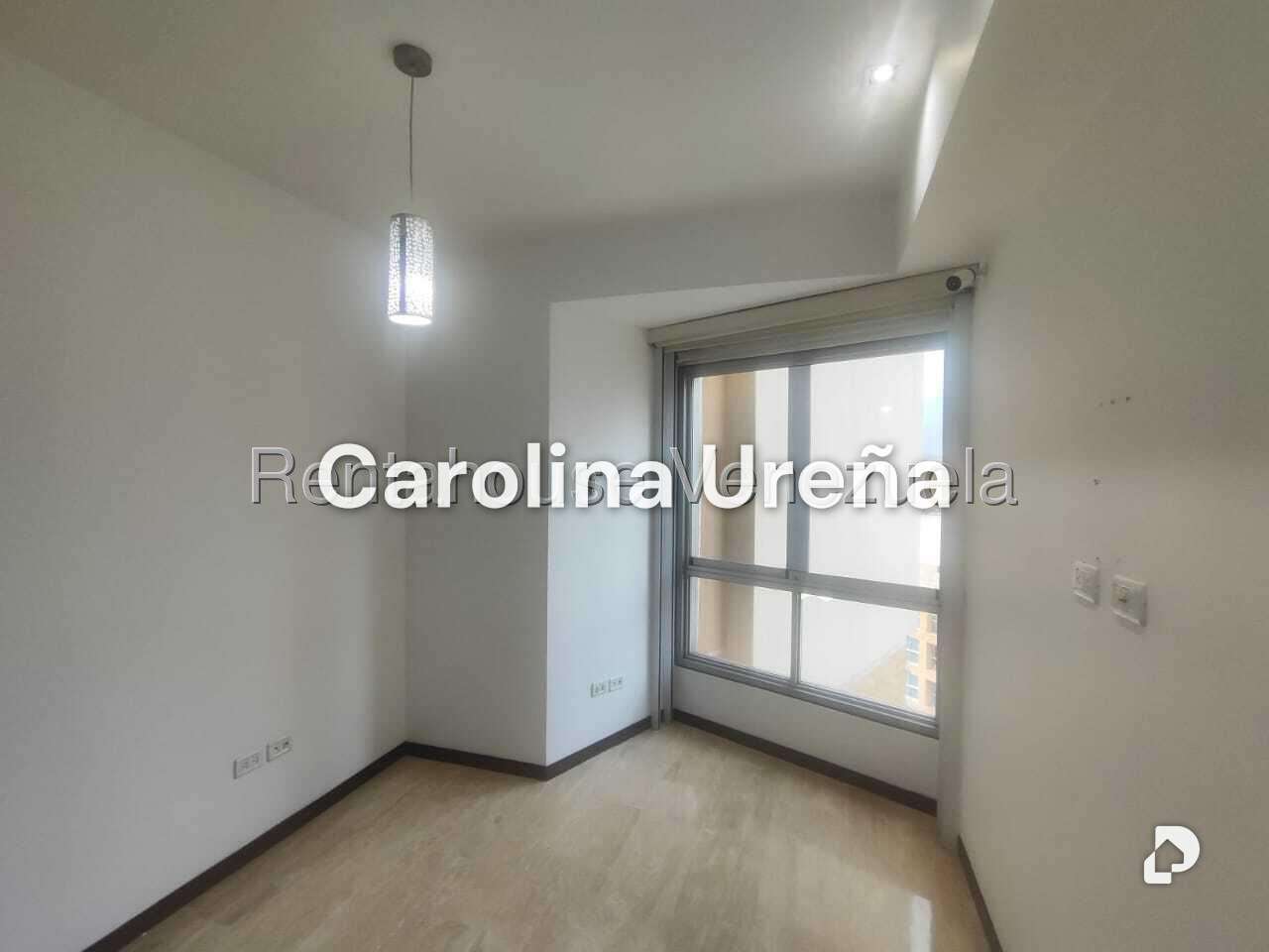 Apartamento en Las Mesetas de Santa Rosa de Lima, Caracas – 19