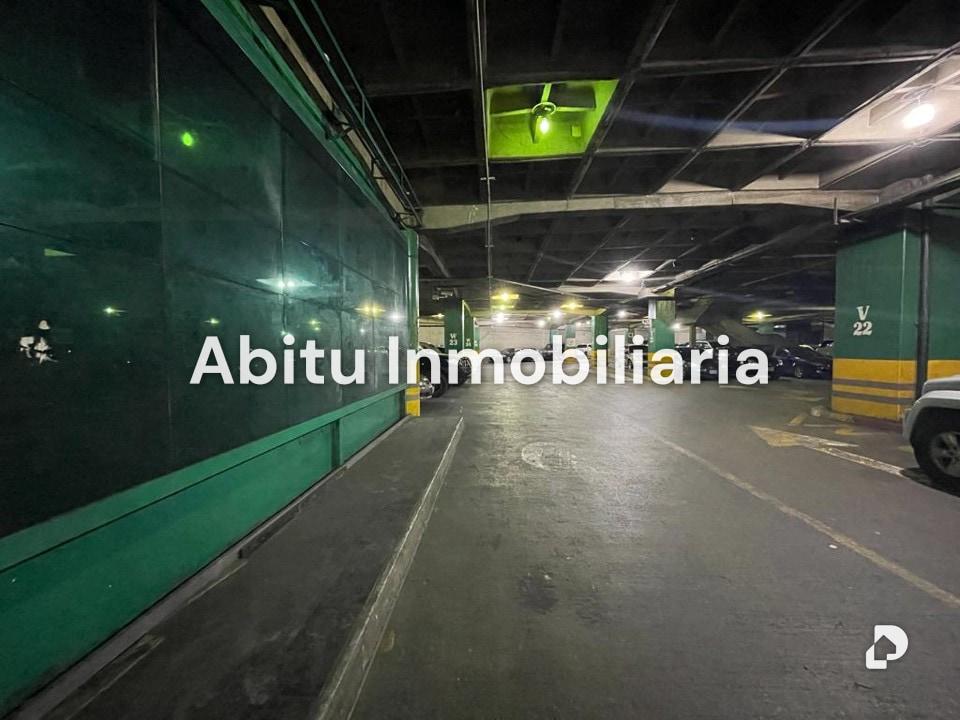 Local comercial en Chuao, Caracas – 3