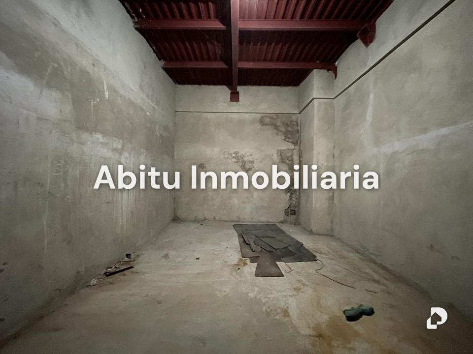 Local comercial en Chuao, Caracas – 2
