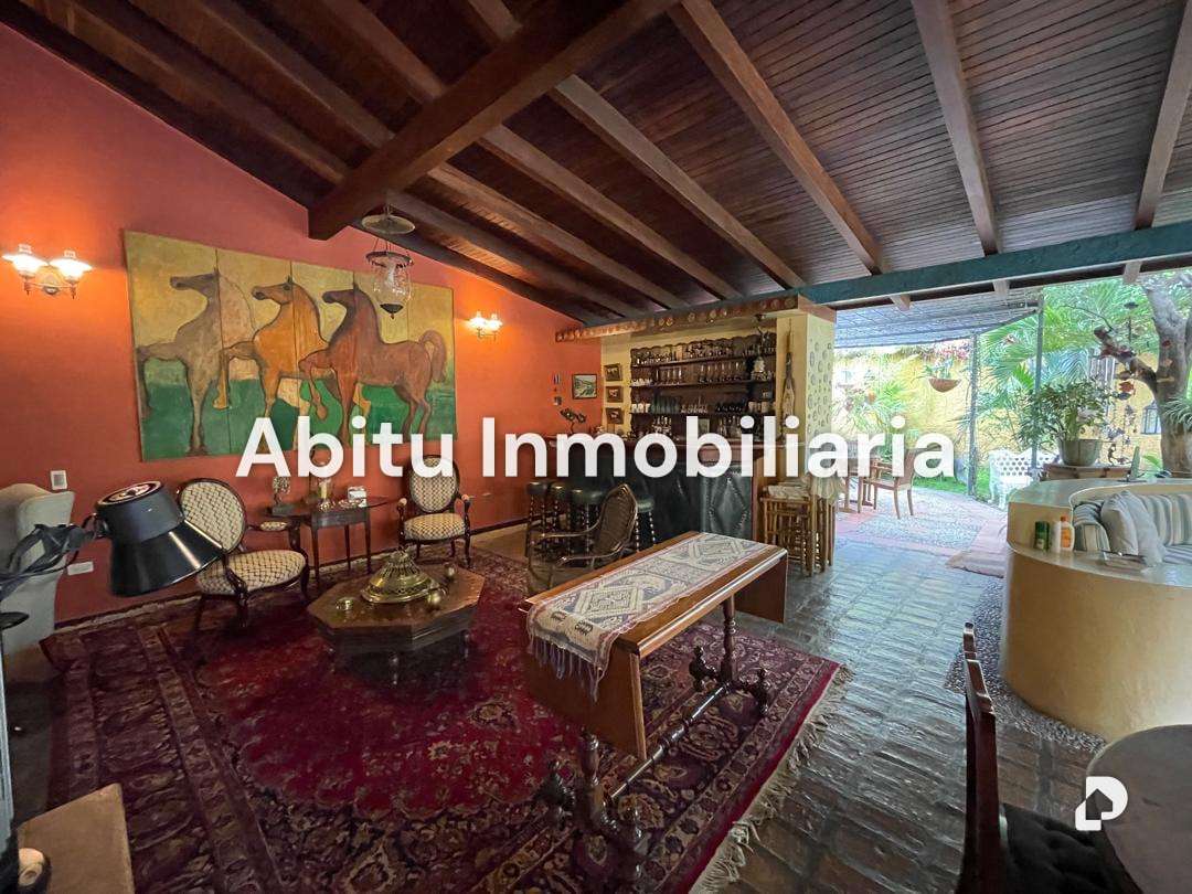Casa en Los Palos Grandes, Caracas – 13