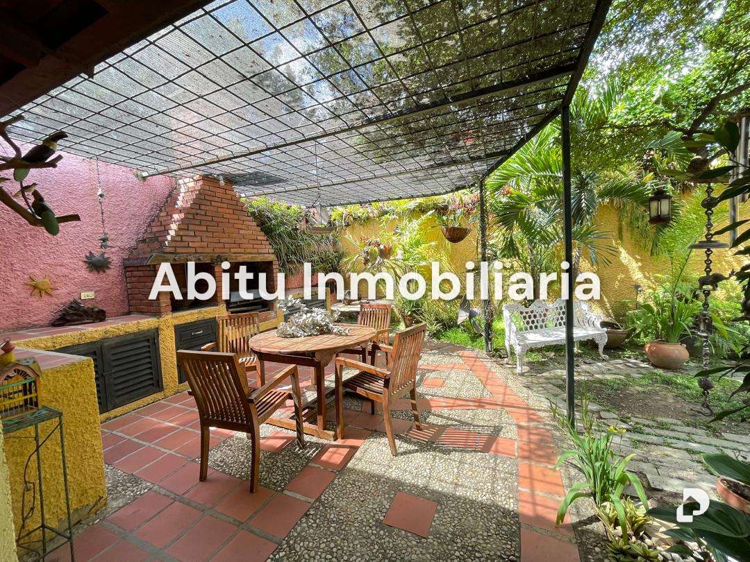 Casa en Los Palos Grandes, Caracas – 4